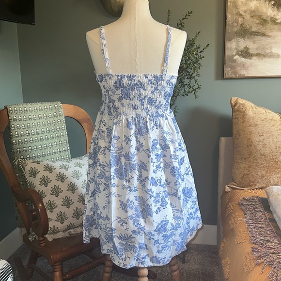 Universal Thread Dress - Picture 5 of 8